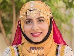 كم عمر عائشة السيفي الفائزة بلقب امير الشعراء