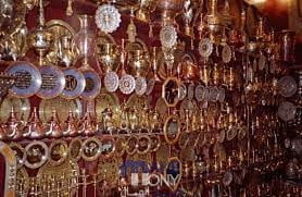 تعتبر حرفة اشغال المعادن من الحرف الفنية غير السهلة والممتعة