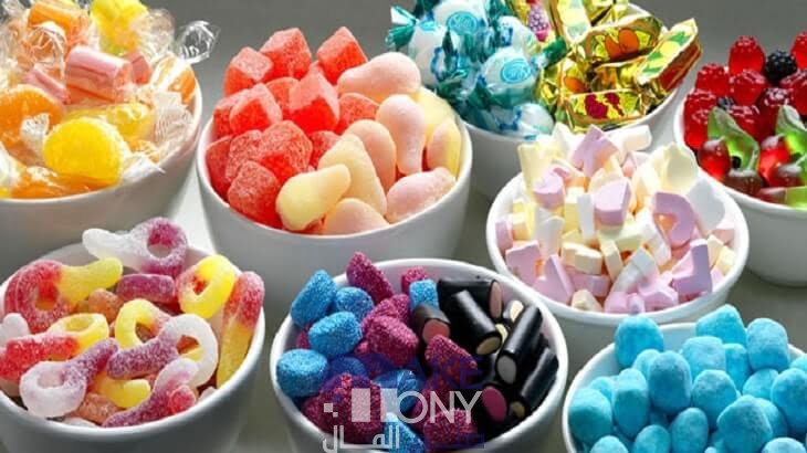 قارن سعيد أسعار قطع الحلوى التي يشتريها من أربعة متاجر مختلفة