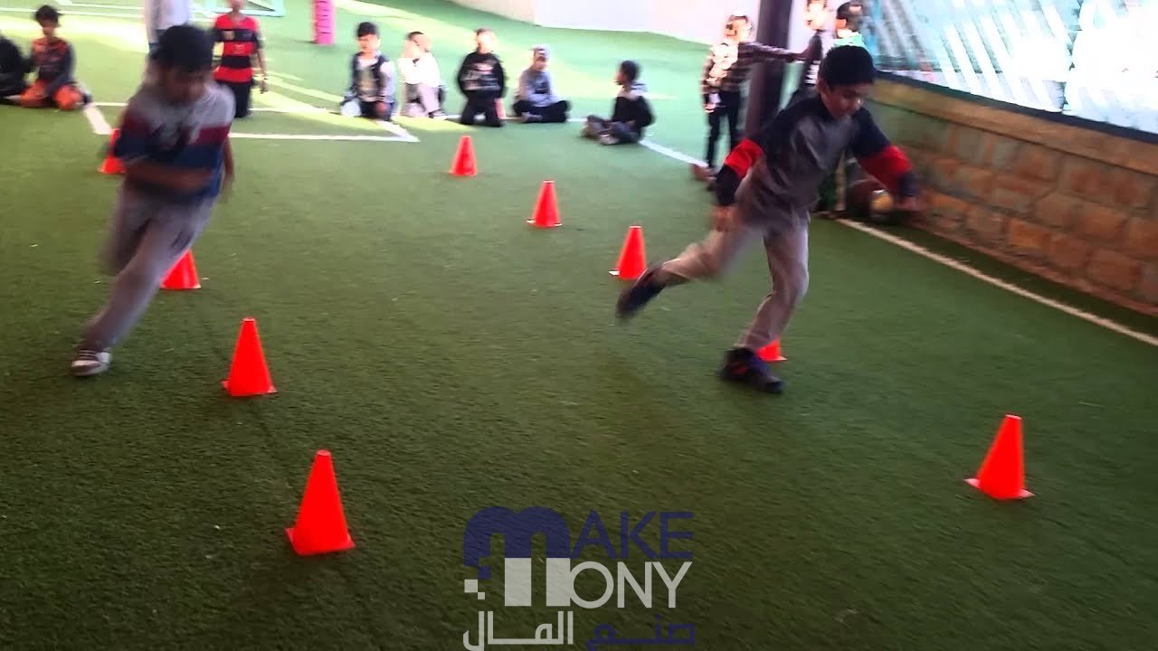 من التمارين التي تنمي عنصر الرشاقة الجري المتعرج